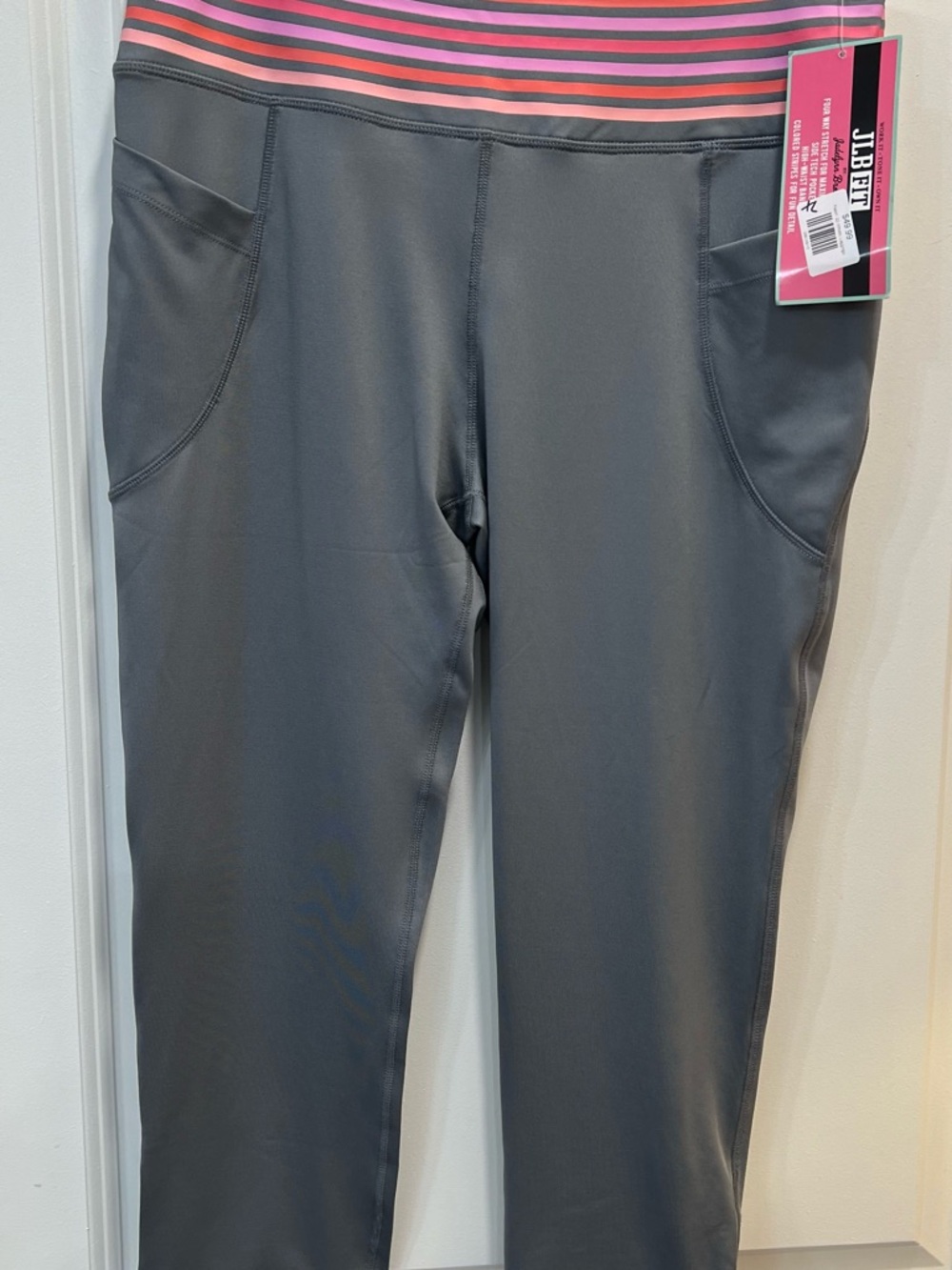 Jadelynn Brooke XL Gray Athletic Leggings with Pink Striped Waistband